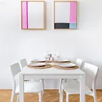 Spacious And Freshly Renovated Appartement