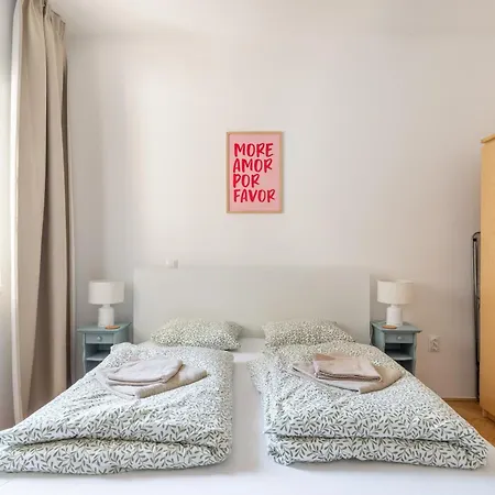Appartement Spacious And Freshly Renovated